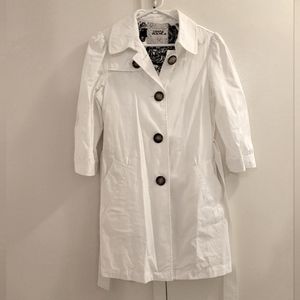 White Trench coat